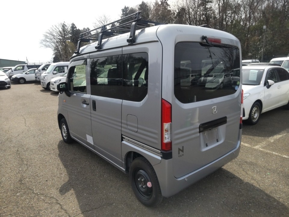 HONDA N-VAN