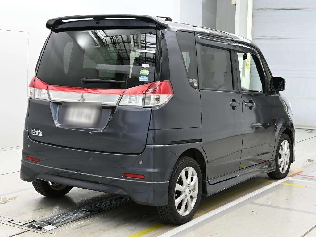 MITSUBISHI DELICA D:2