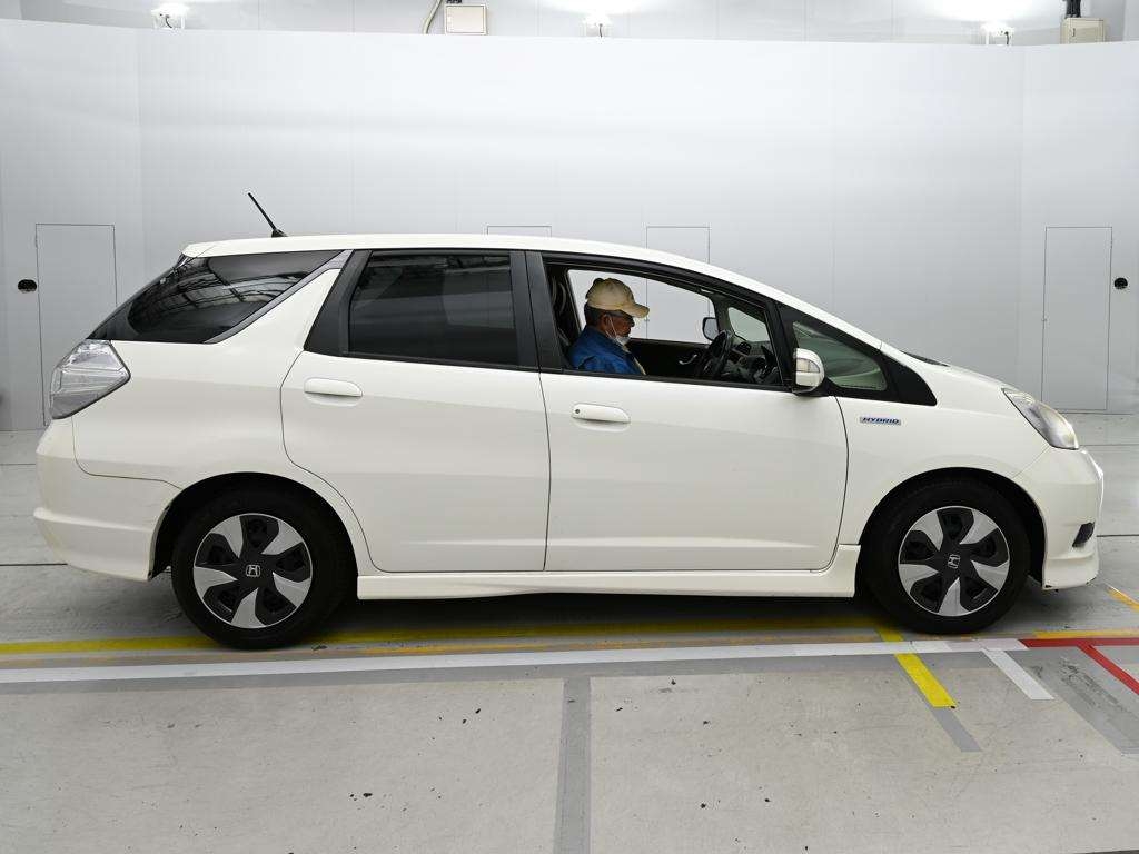 HONDA FIT SHUTTLE