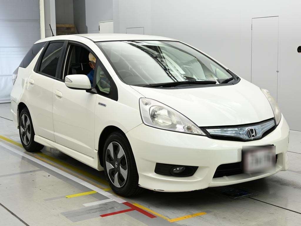 HONDA FIT SHUTTLE