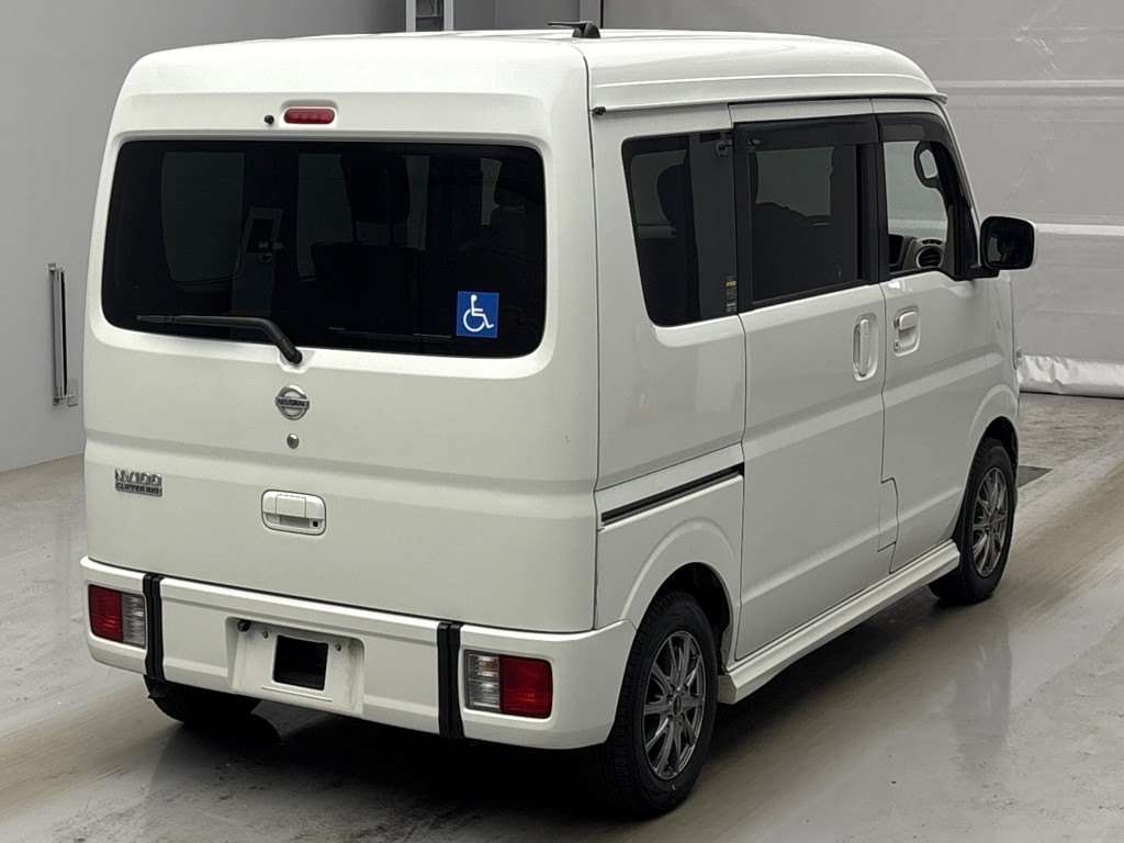 NISSAN NV100 CLIPPER