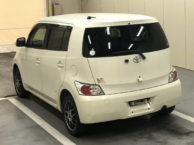 TOYOTA BB