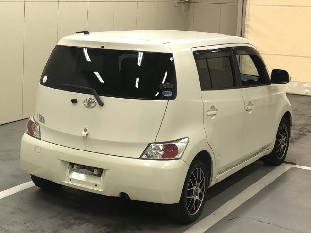 TOYOTA BB