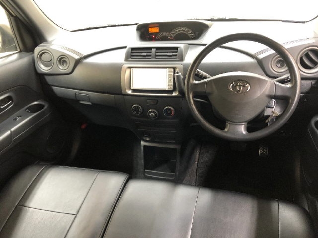 TOYOTA BB