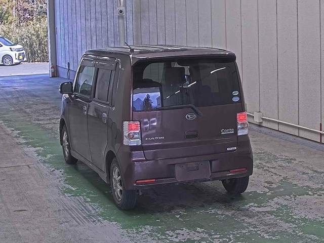DAIHATSU MOVE CONTE