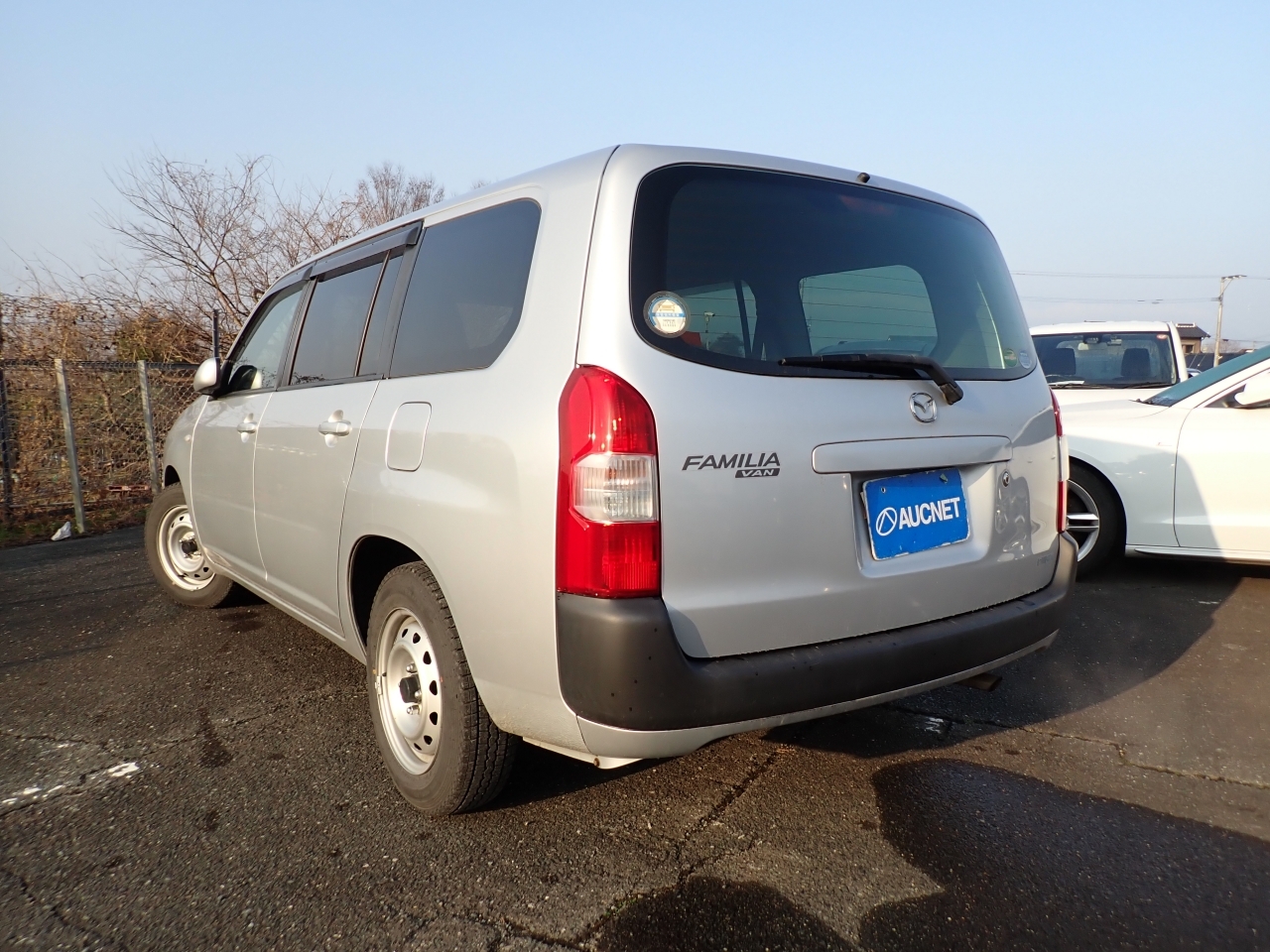 MAZDA FAMILIA