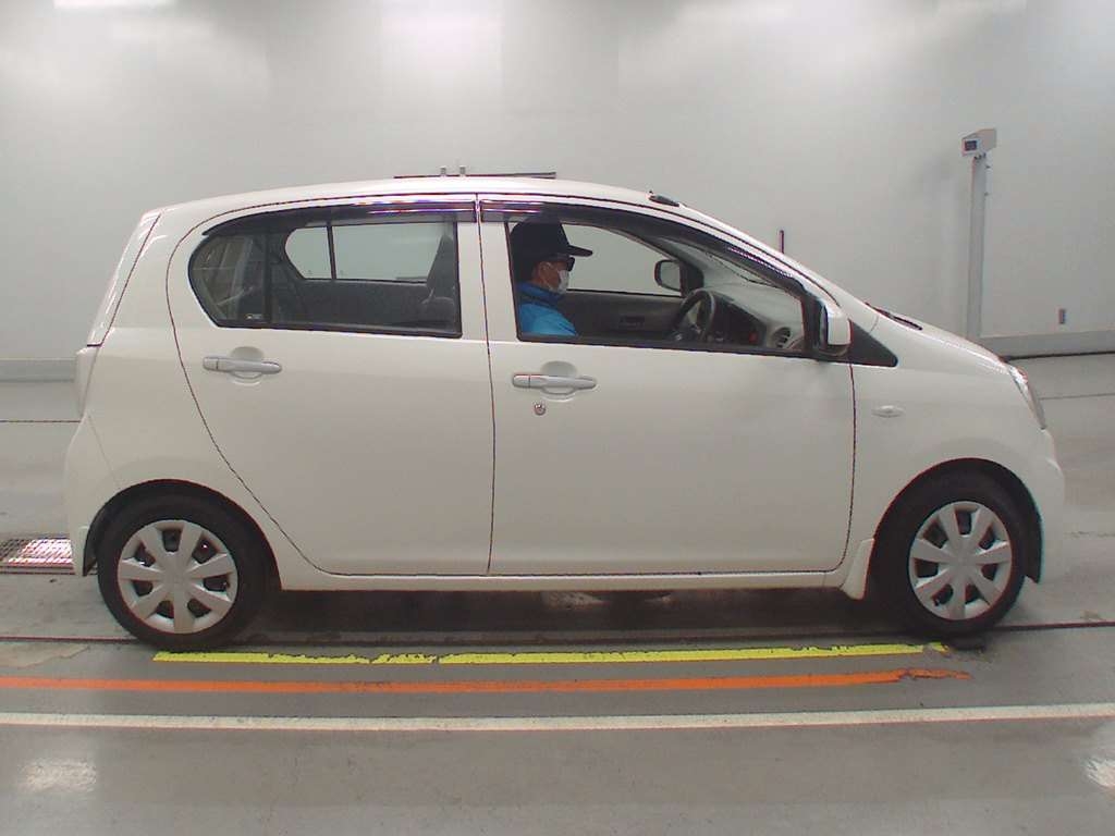 SUBARU PLEO PLUS