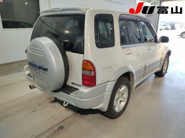 SUZUKI ESCUDO