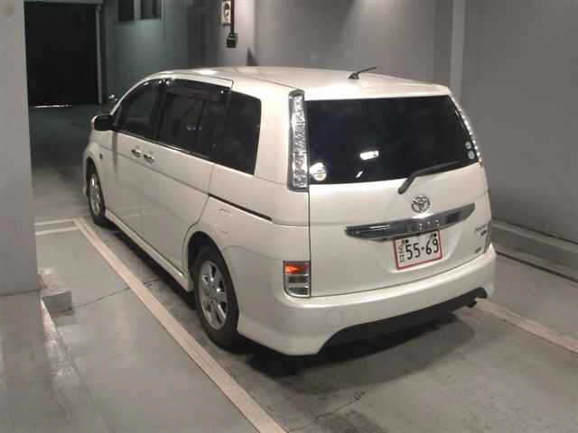 TOYOTA ISIS