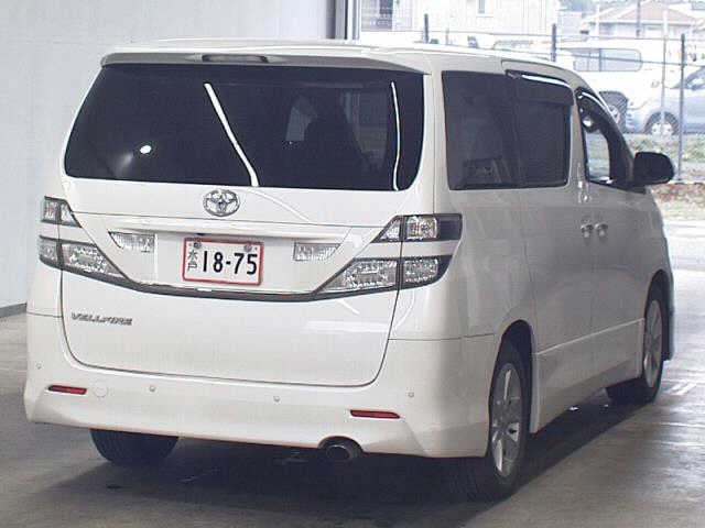 TOYOTA VELLFIRE