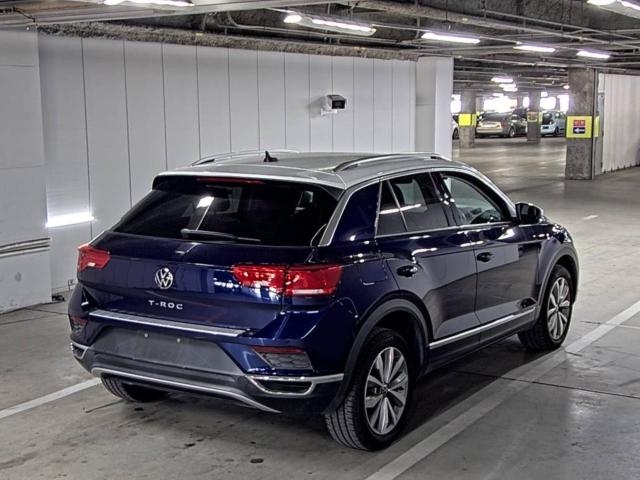 VOLKSWAGEN T-ROC
