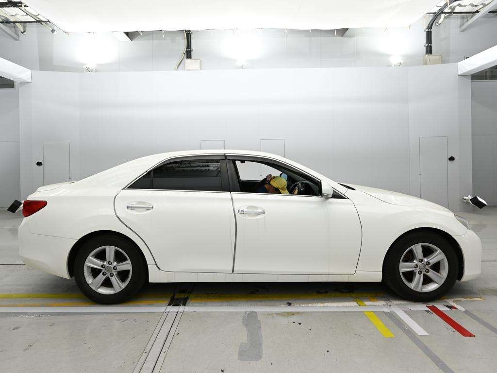 TOYOTA MARK X