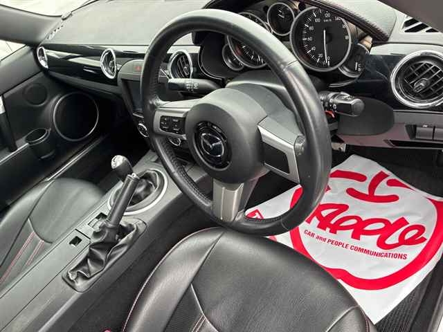 MAZDA ROADSTER