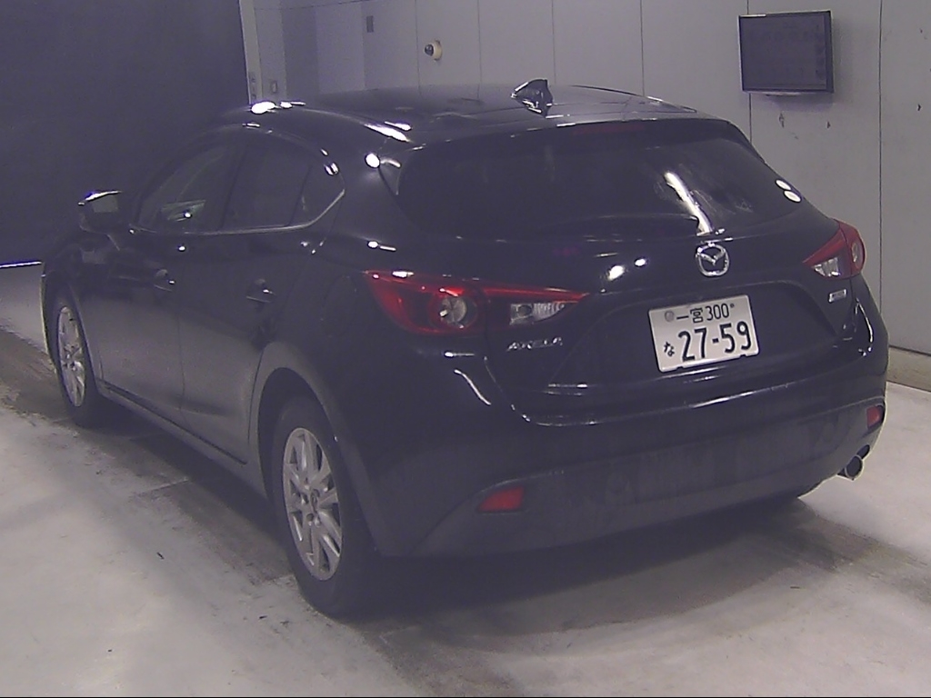 MAZDA AXELA