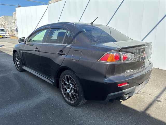 MITSUBISHI LANCER EVOLUTION