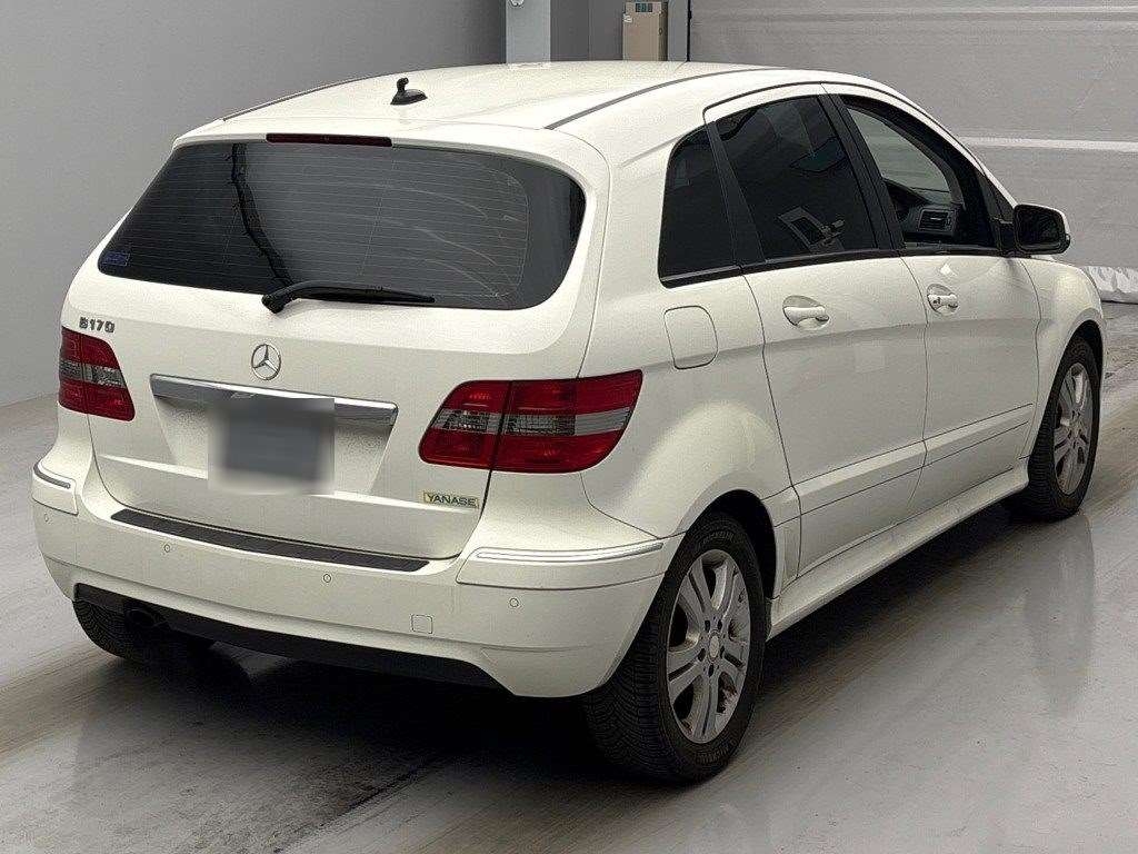 MERCEDES-BENZ B-CLASS