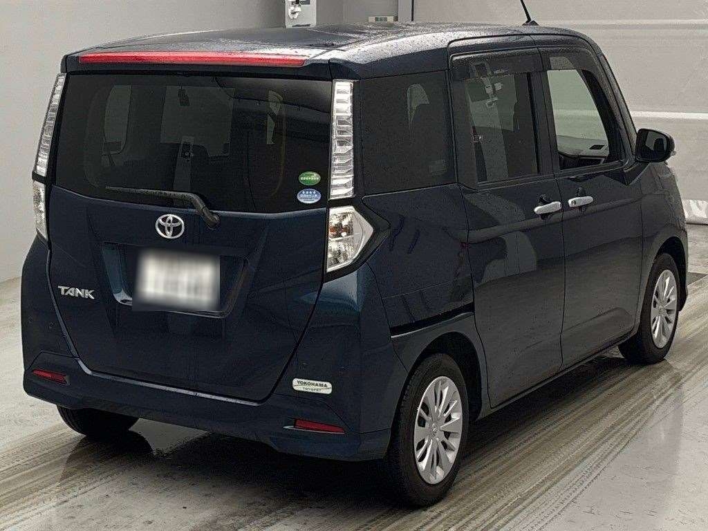 TOYOTA TANK