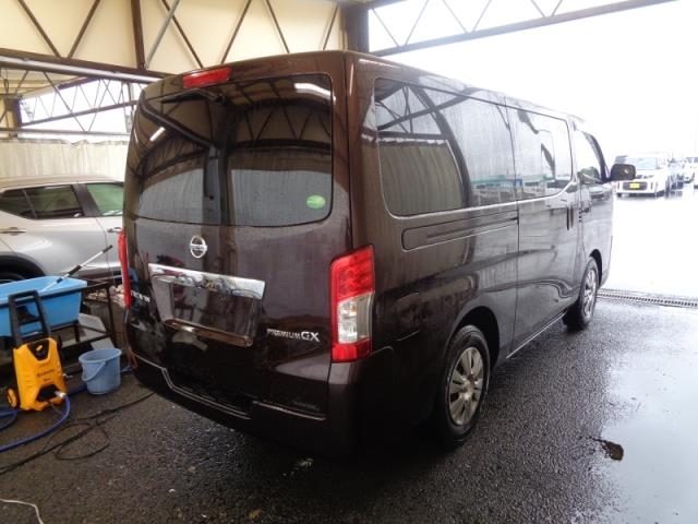 NISSAN NV350 CARAVAN