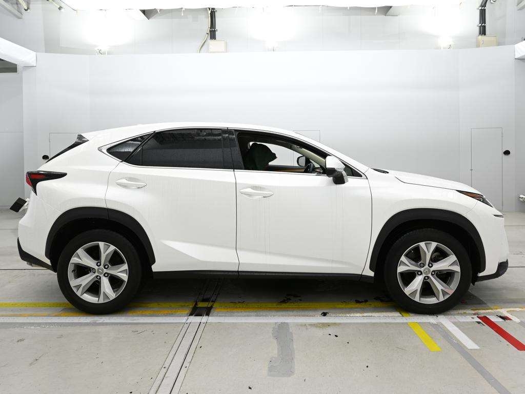 LEXUS NX200T