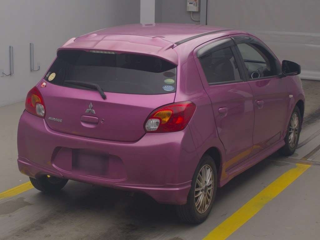 MITSUBISHI MIRAGE