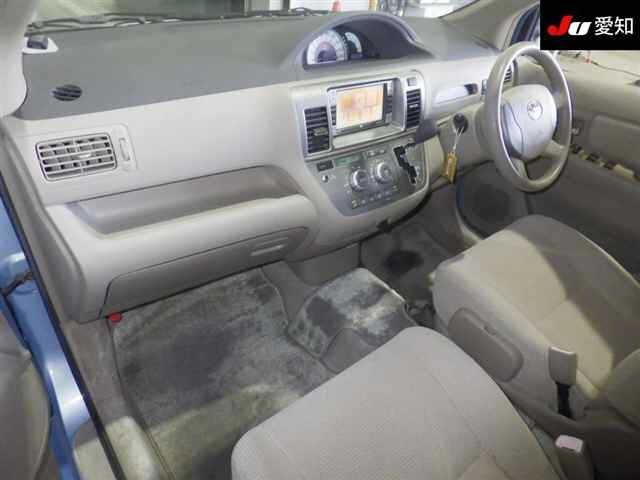 TOYOTA RAUM