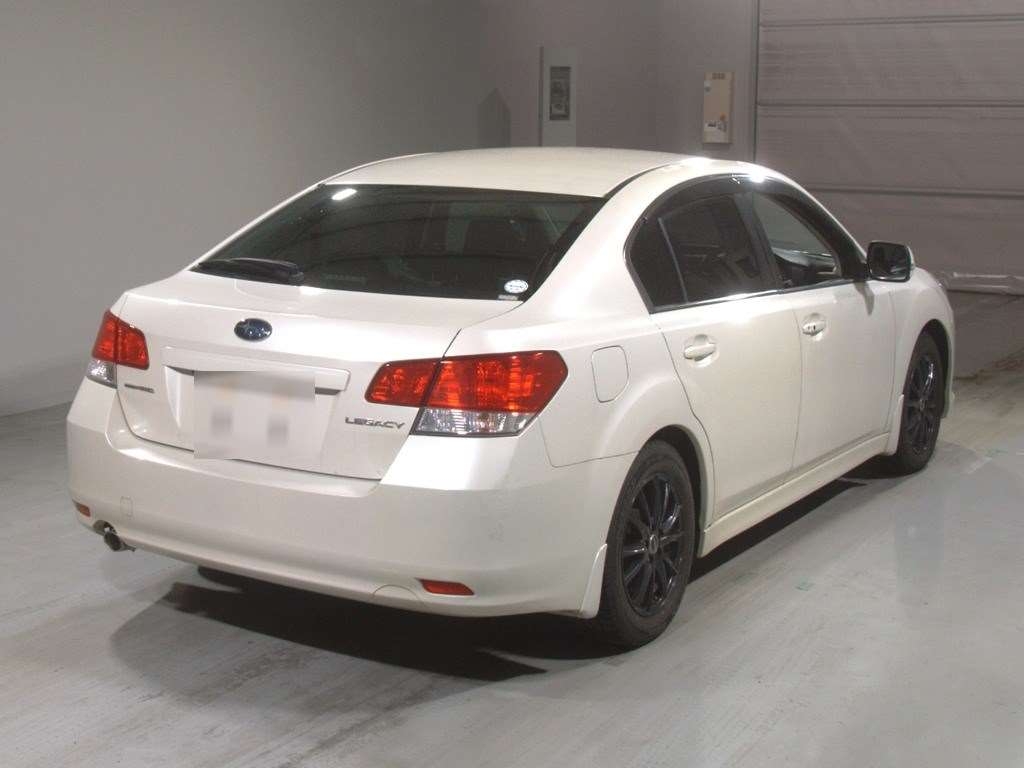 SUBARU LEGACY B4