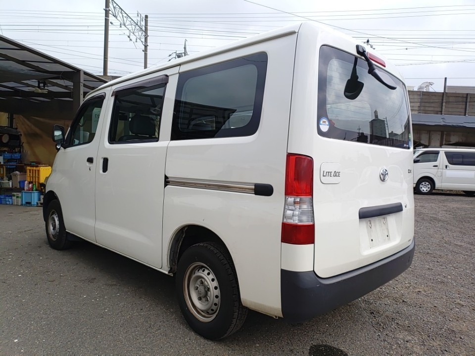 TOYOTA LITE ACE
