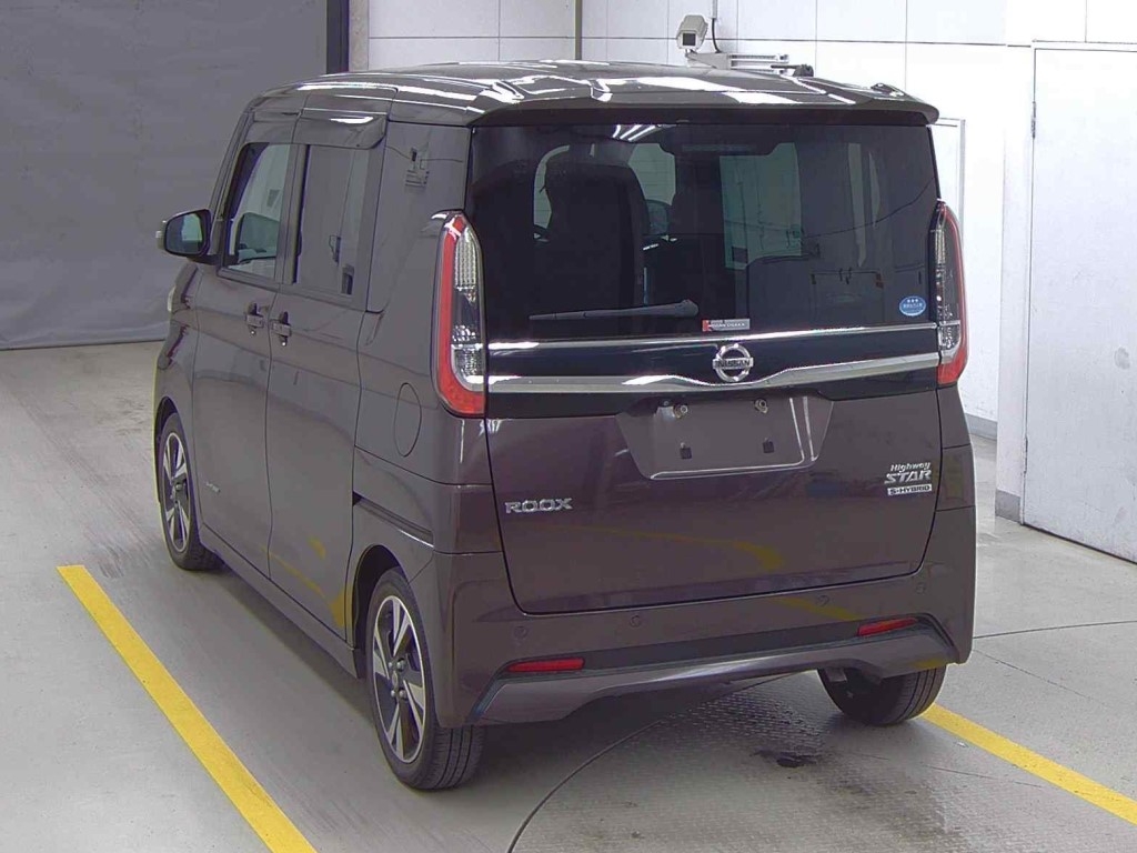 NISSAN ROOX