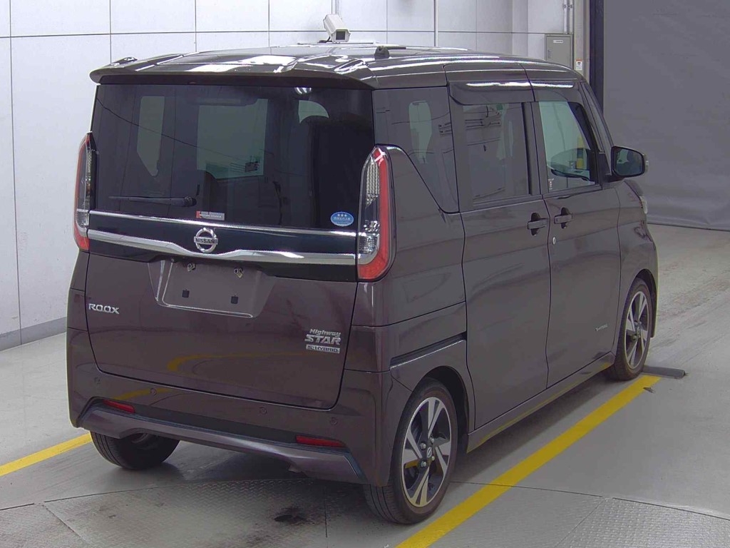 NISSAN ROOX