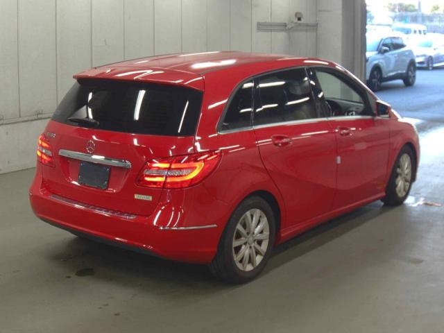 MERCEDES-BENZ B-CLASS