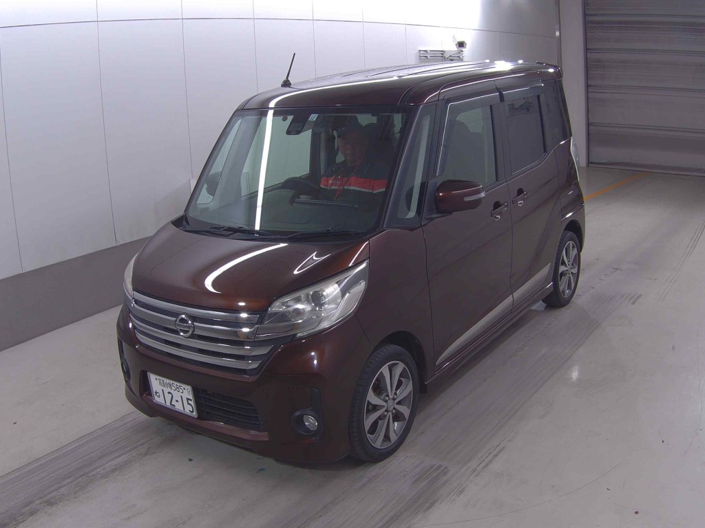 NISSAN DAYZ ROOX