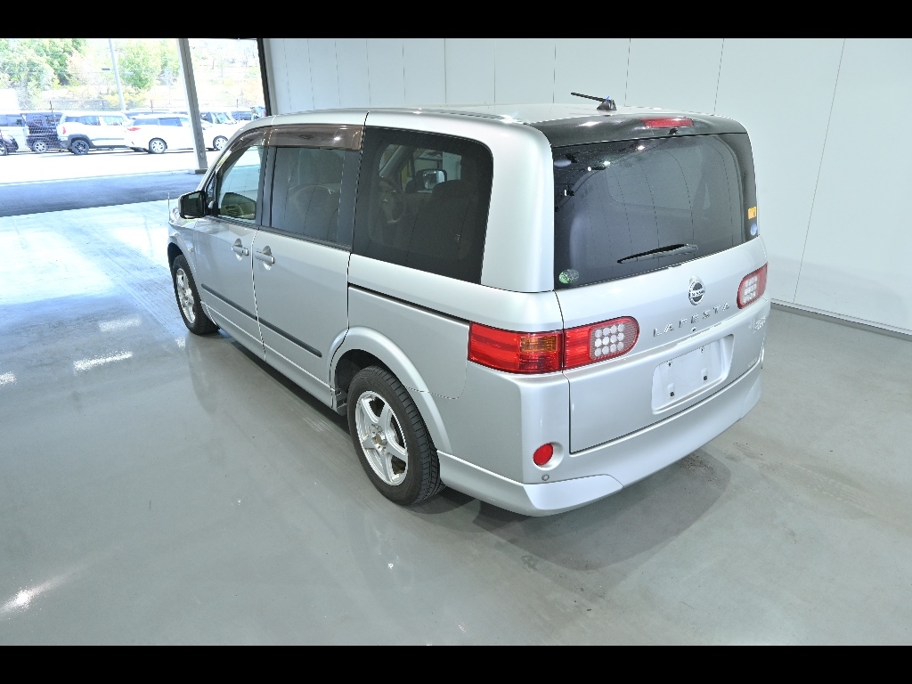 NISSAN LAFESTA