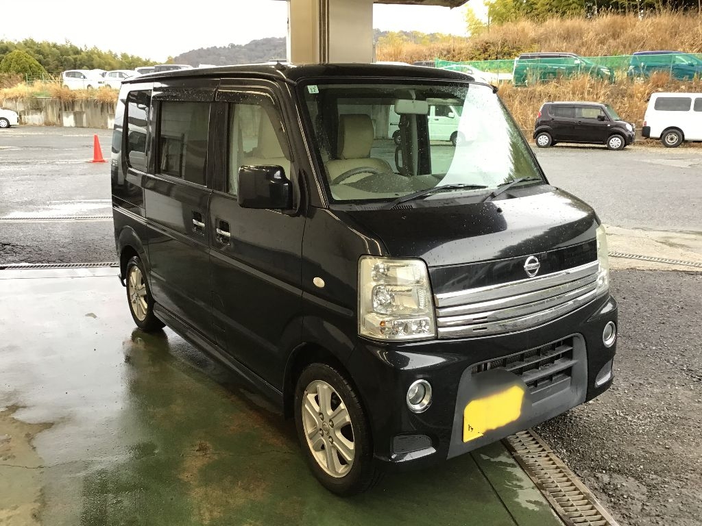 NISSAN NV100 CLIPPER