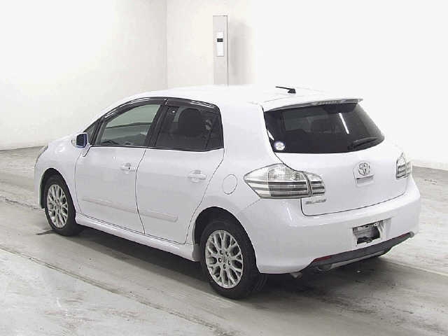 TOYOTA BLADE