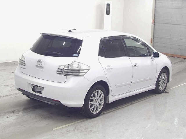 TOYOTA BLADE