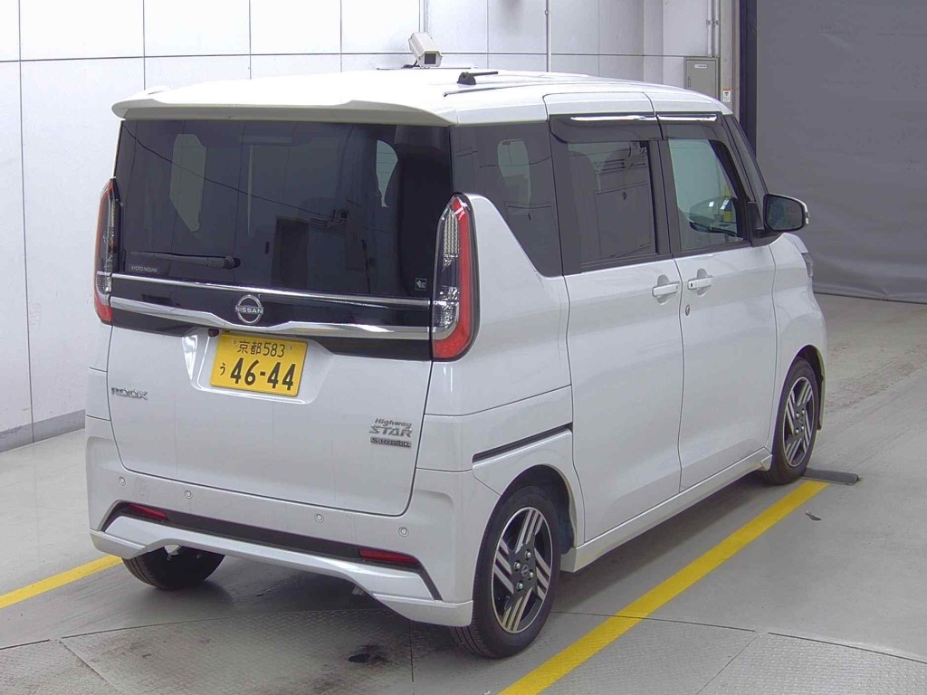 NISSAN ROOX
