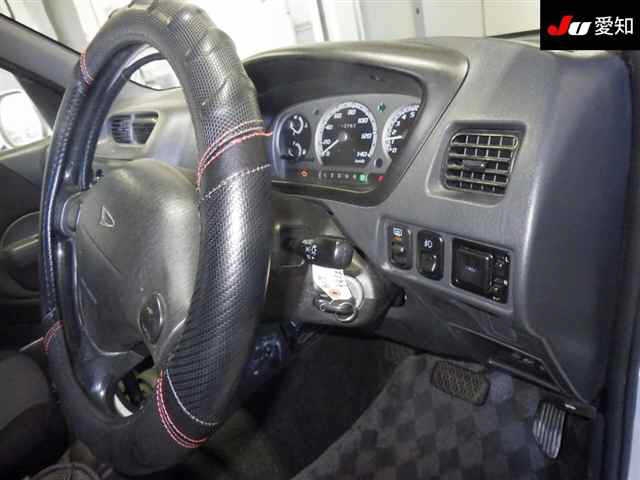 DAIHATSU TERIOS KID
