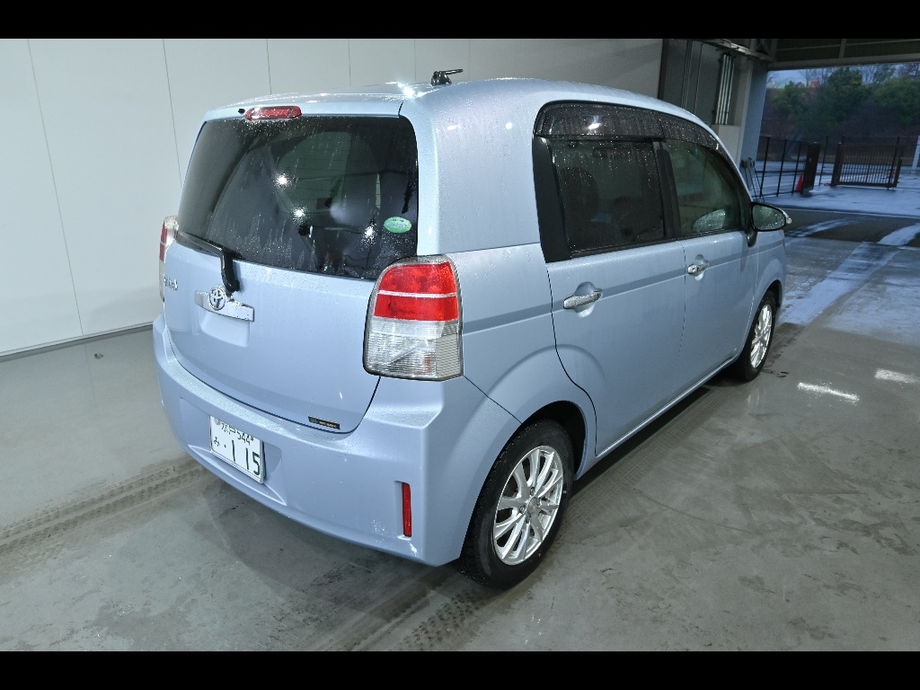 TOYOTA SPADE