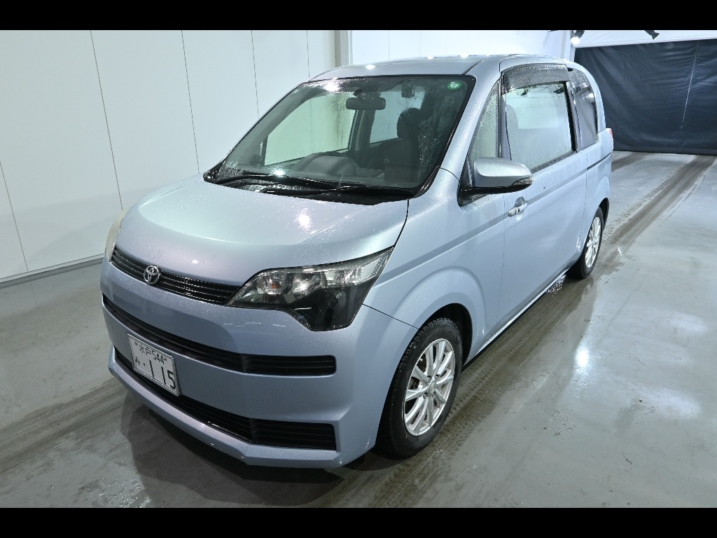 TOYOTA SPADE
