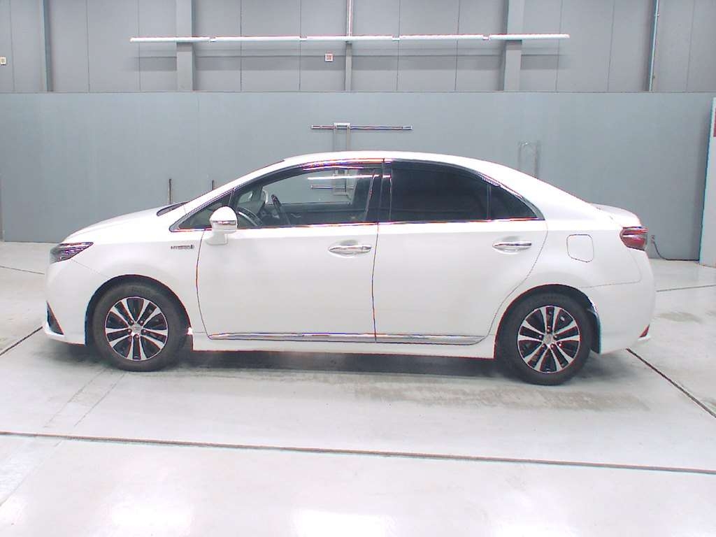 TOYOTA SAI