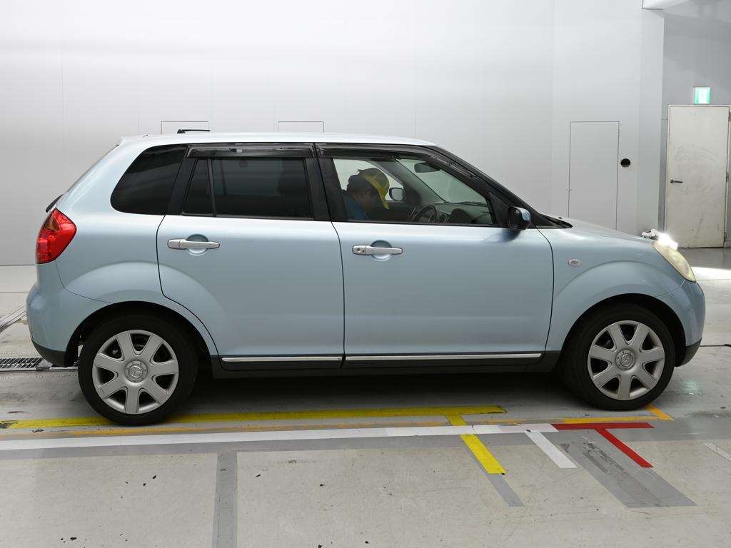 MAZDA VERISA