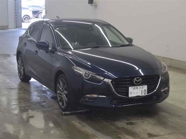 MAZDA AXELA