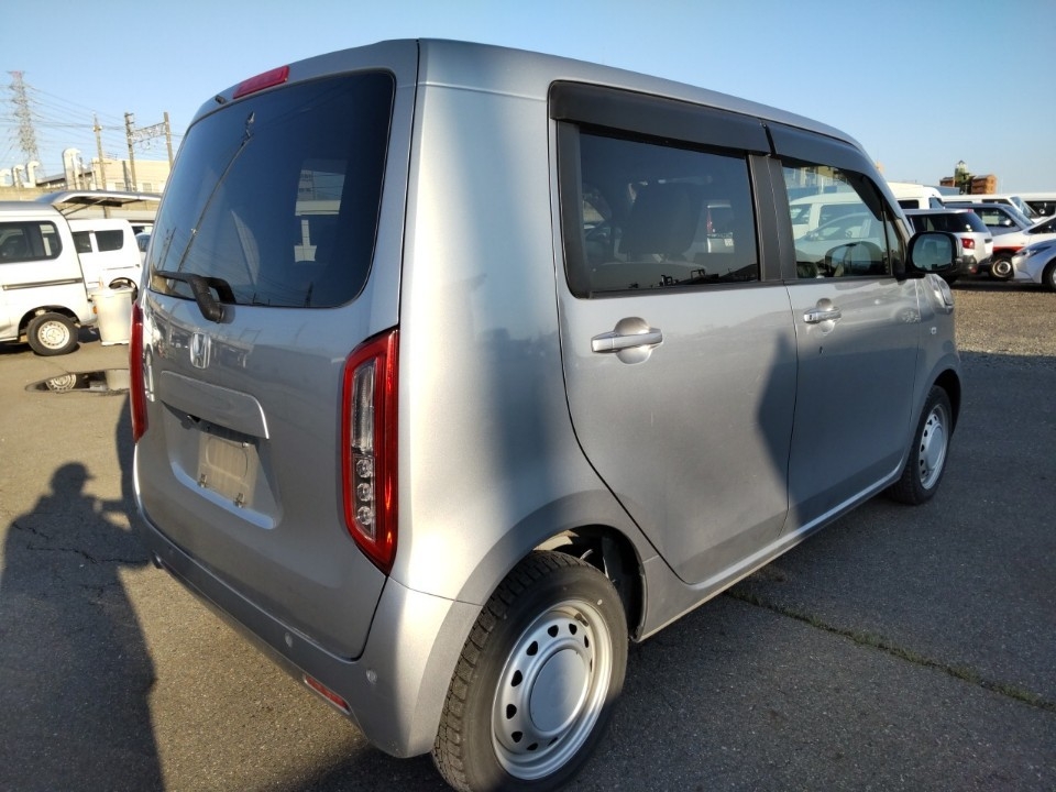 HONDA N-WGN