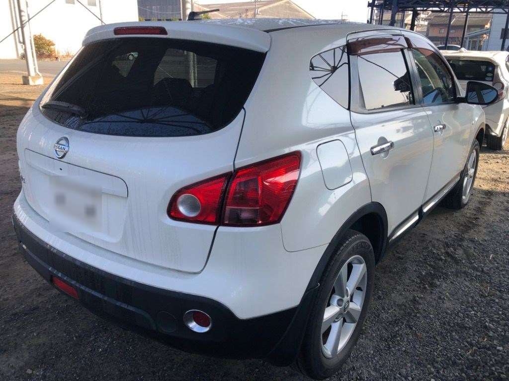 NISSAN DUALIS