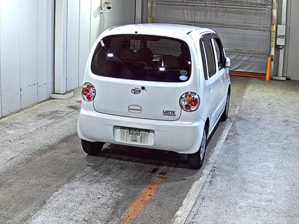 DAIHATSU MOVE LATTE