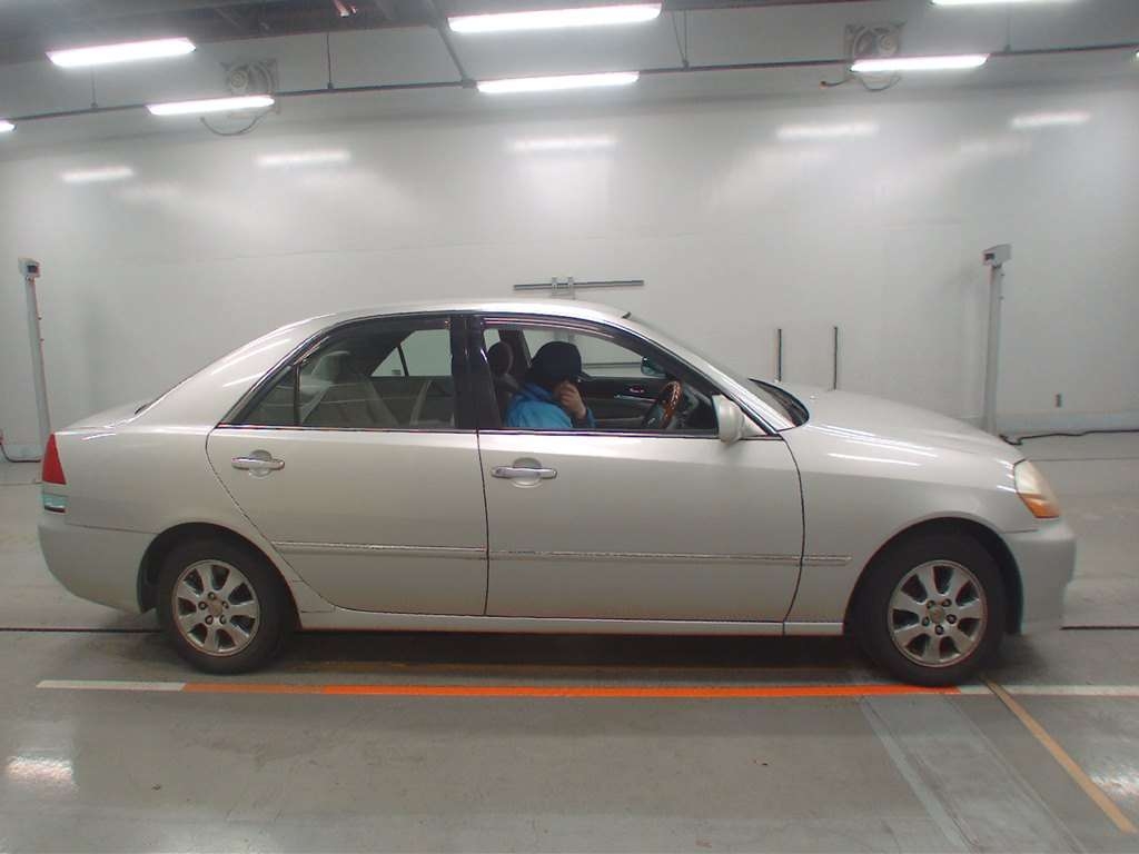 TOYOTA MARK II