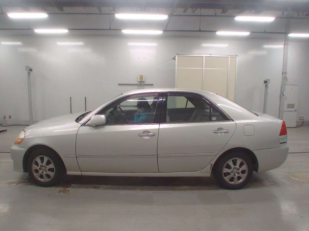TOYOTA MARK II