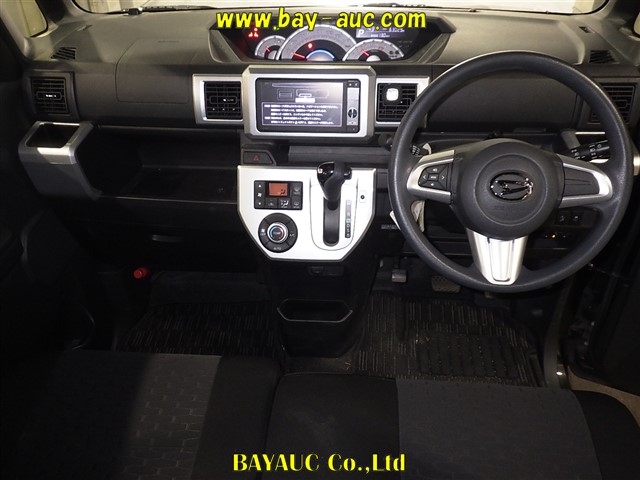 DAIHATSU WAKE