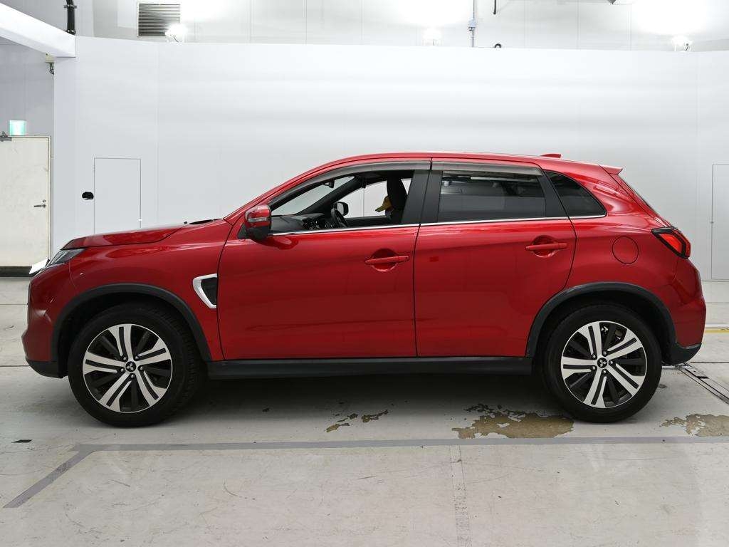 MITSUBISHI RVR