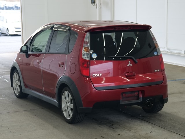 MITSUBISHI COLT